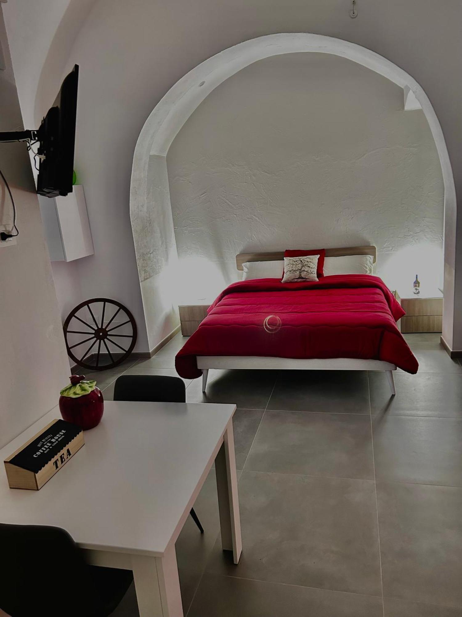 Hotel Tellmewhy Puglia Corato Exterior foto